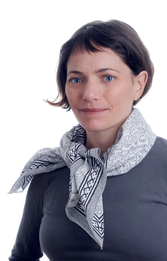 white_violets_30x30_c3e9456e-5480-4d7c-aea3-443587c8ffe5_1024x1024