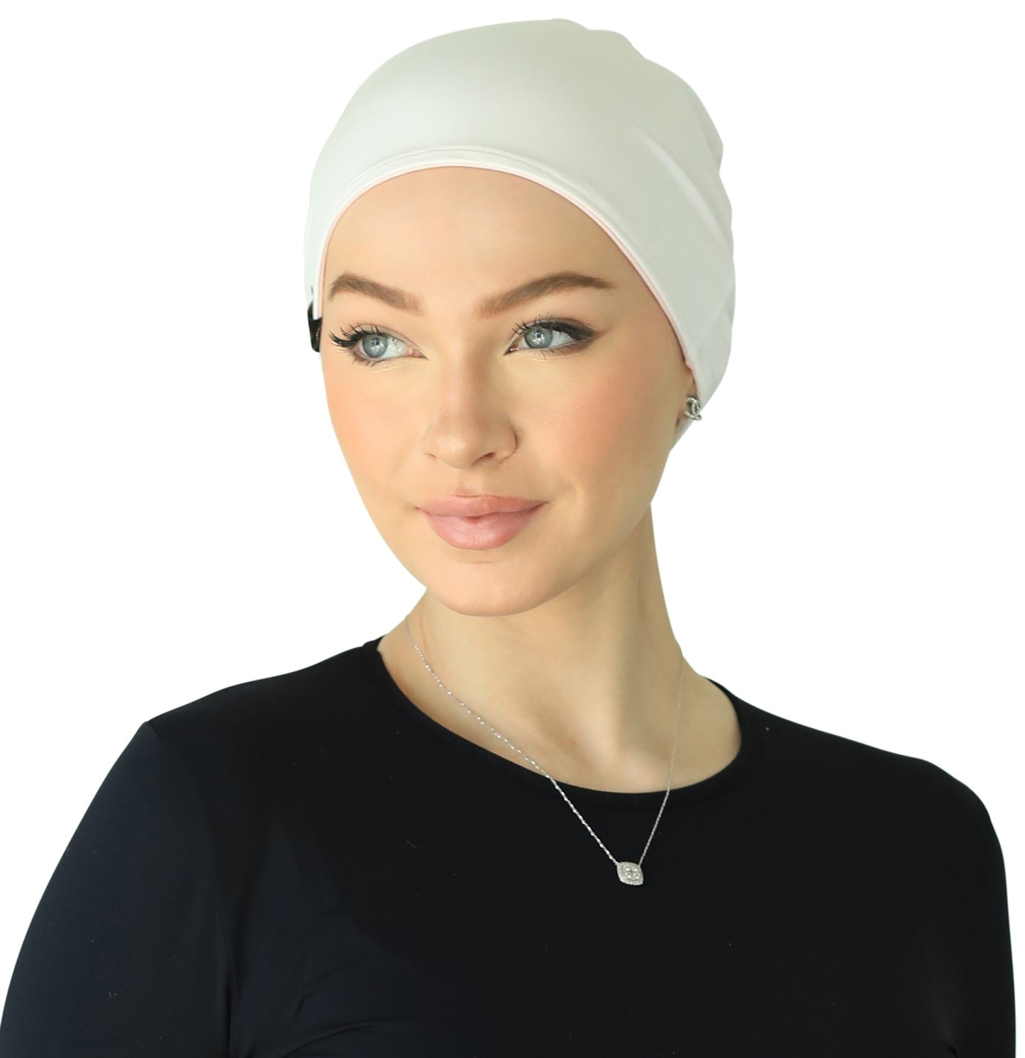 Bamboo-Slouchy-Beanie-pink-white-2