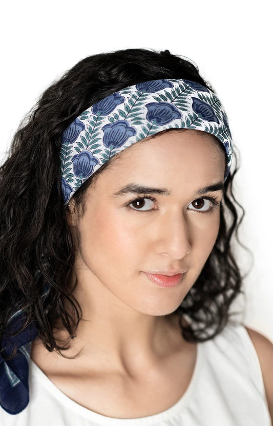 lapis_tulip_30x30_scarf_Christine_2_1024x1024